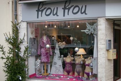 FROU FROU